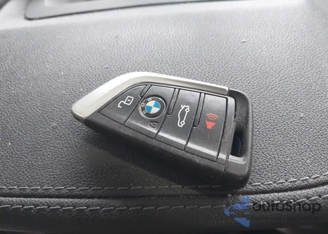 2021 BMW X3 xDrivem40I z USA, uszkodzony, nr VIN 5UXTY9C06M9F52353